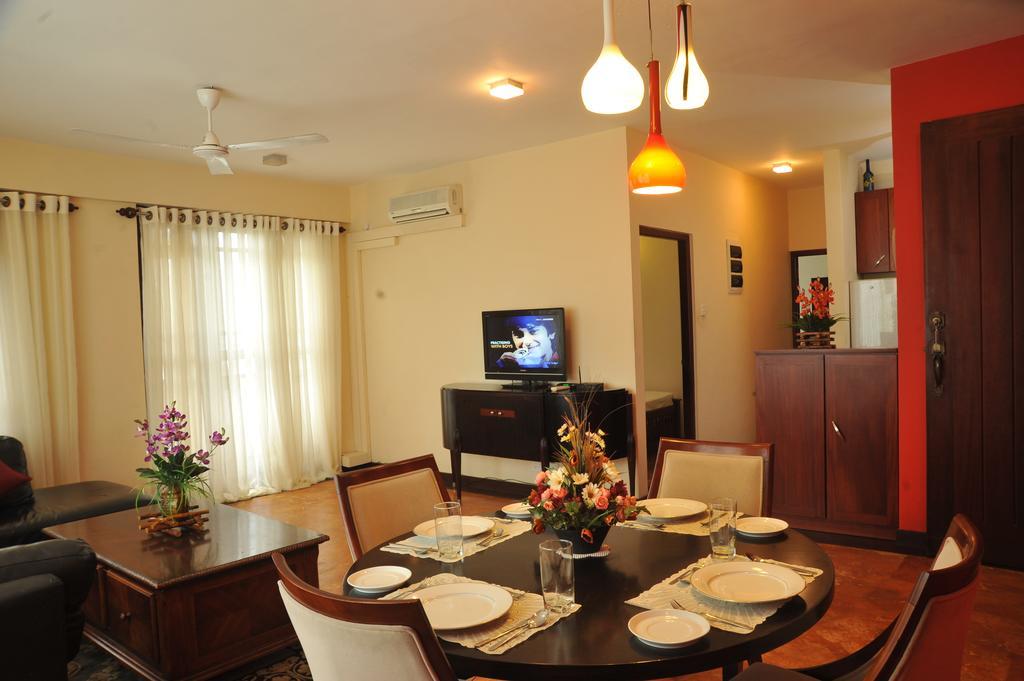 Prestige Court Residencies Hotel Dehiwala-Mount Lavinia Ngoại thất bức ảnh