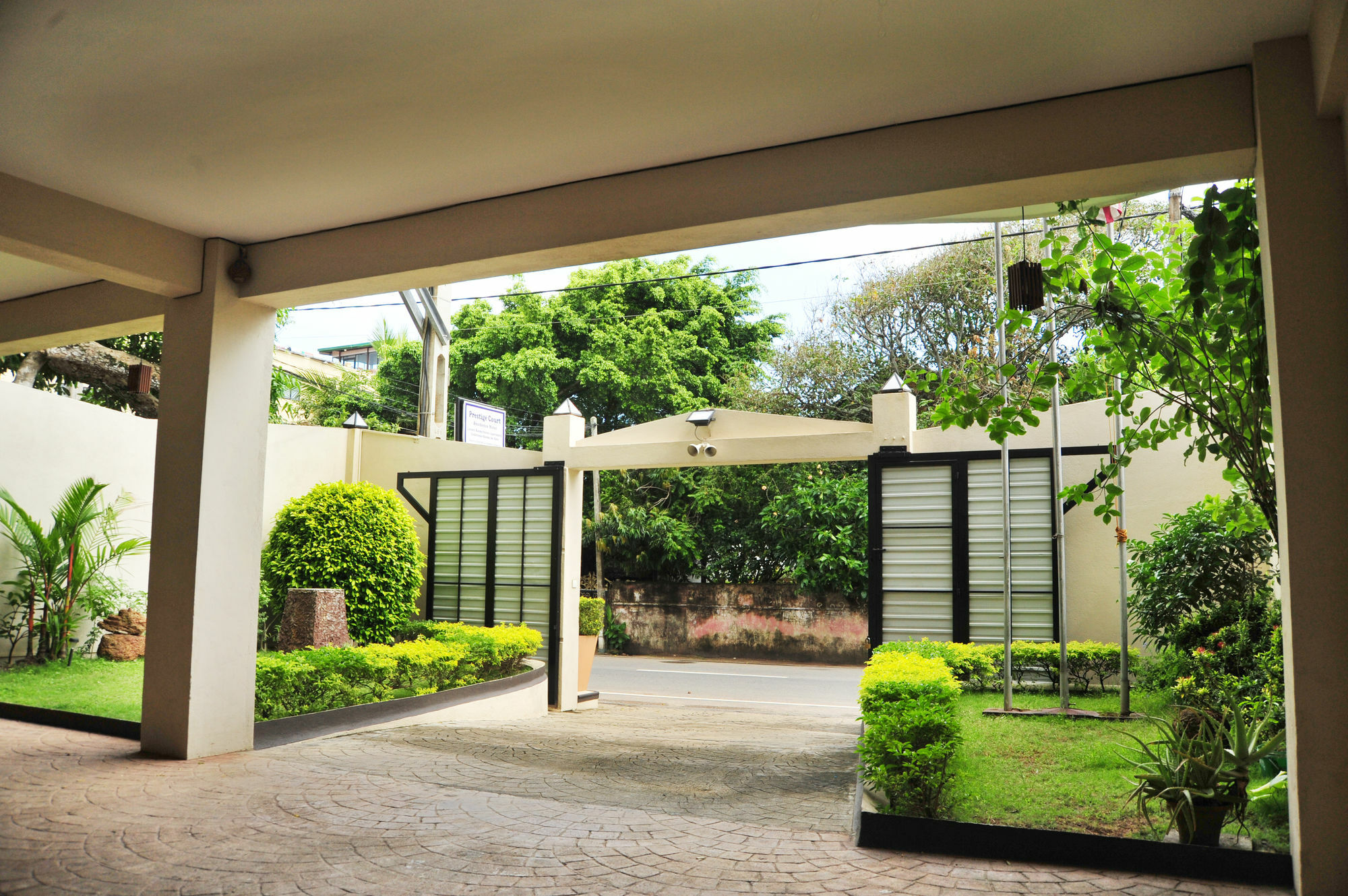 Prestige Court Residencies Hotel Dehiwala-Mount Lavinia Ngoại thất bức ảnh