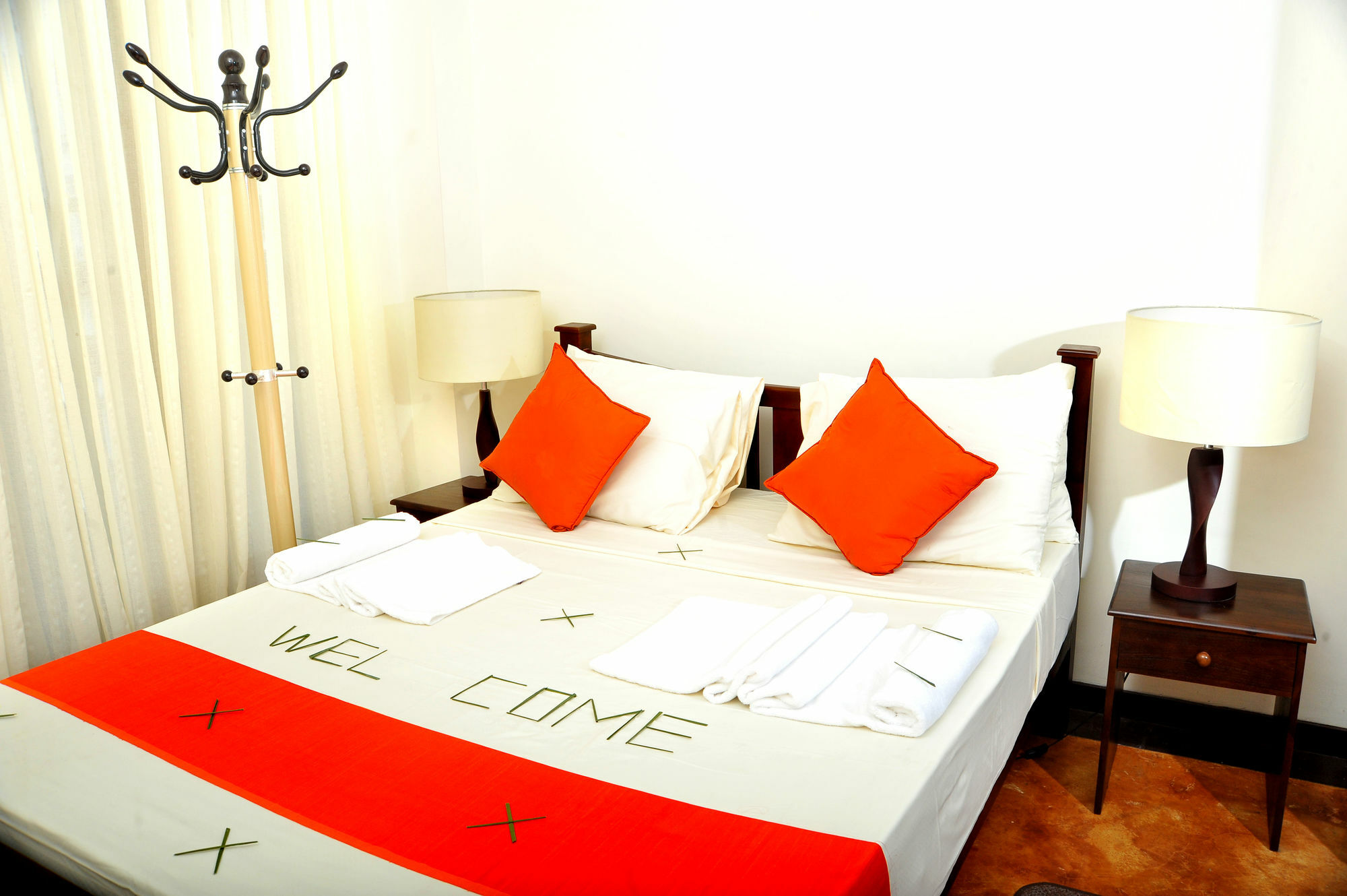 Prestige Court Residencies Hotel Dehiwala-Mount Lavinia Ngoại thất bức ảnh