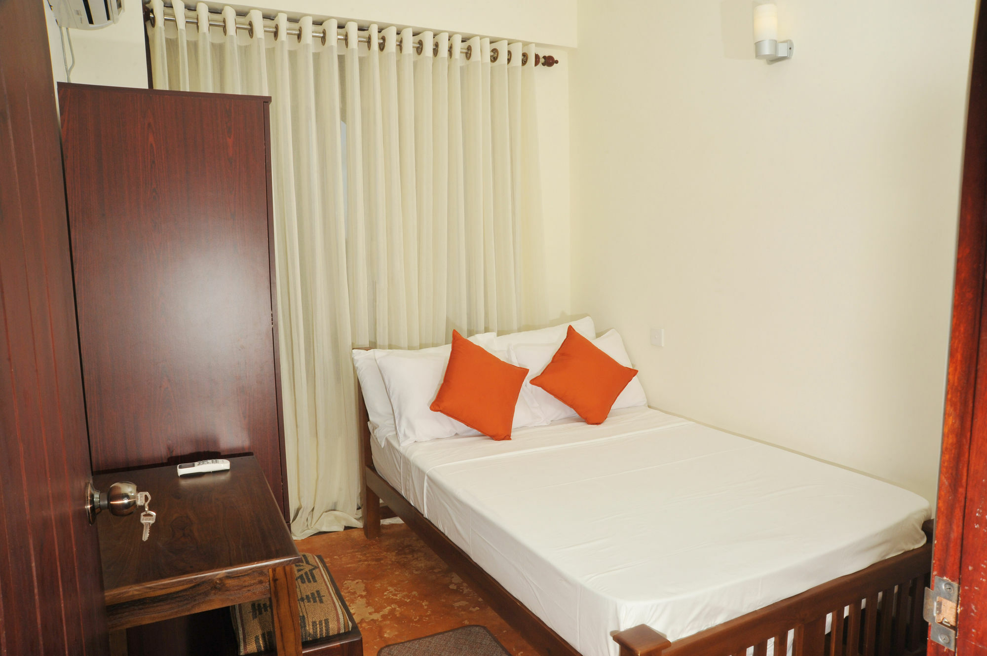 Prestige Court Residencies Hotel Dehiwala-Mount Lavinia Ngoại thất bức ảnh