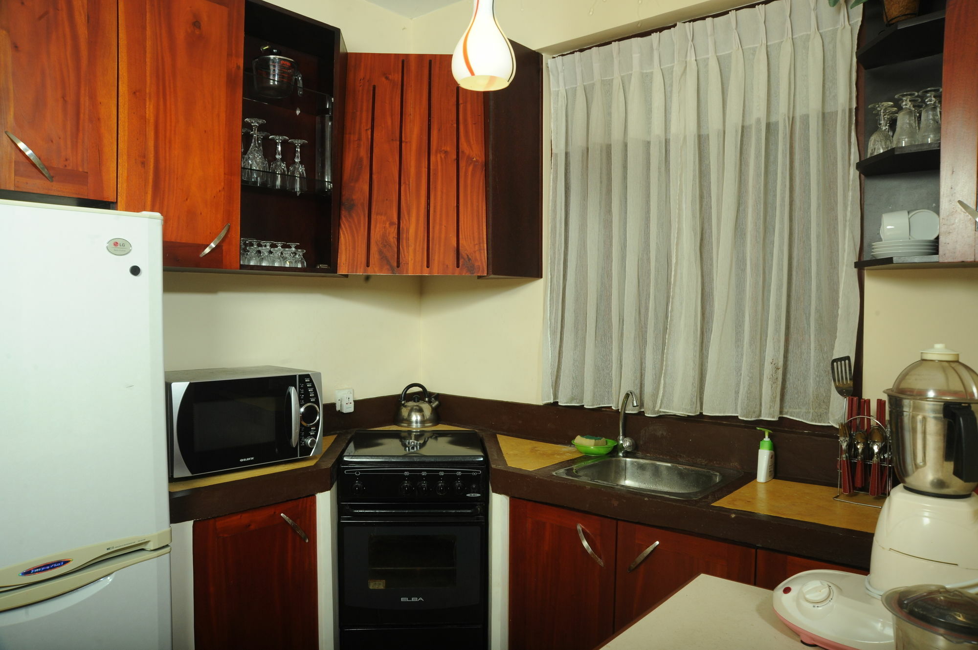 Prestige Court Residencies Hotel Dehiwala-Mount Lavinia Ngoại thất bức ảnh